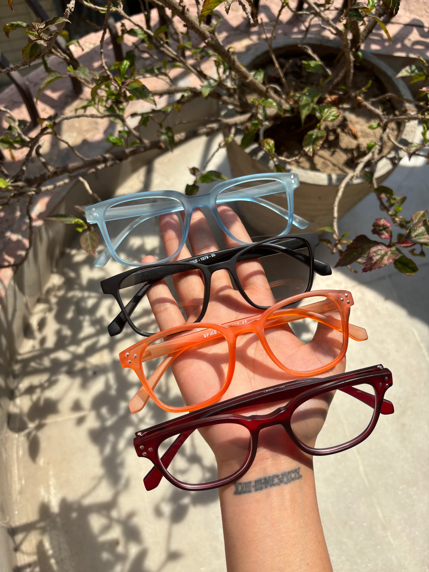 classic wayfarer (single)