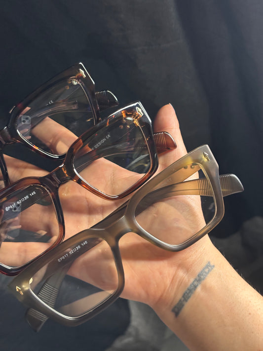 COMMONER